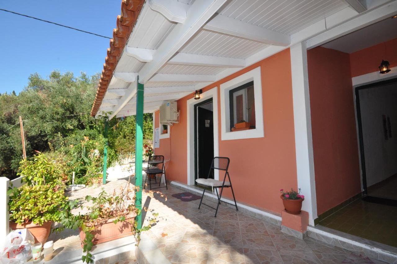 Eftyxia Apartments Paleokastritsa Exterior photo